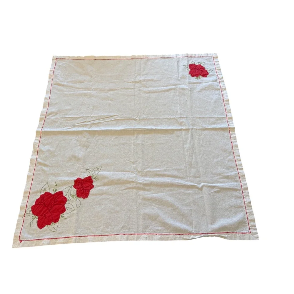 Vintage‎ Poinsetta Embroidered Red Flower Linen Table Runnercloth Napkin Accent